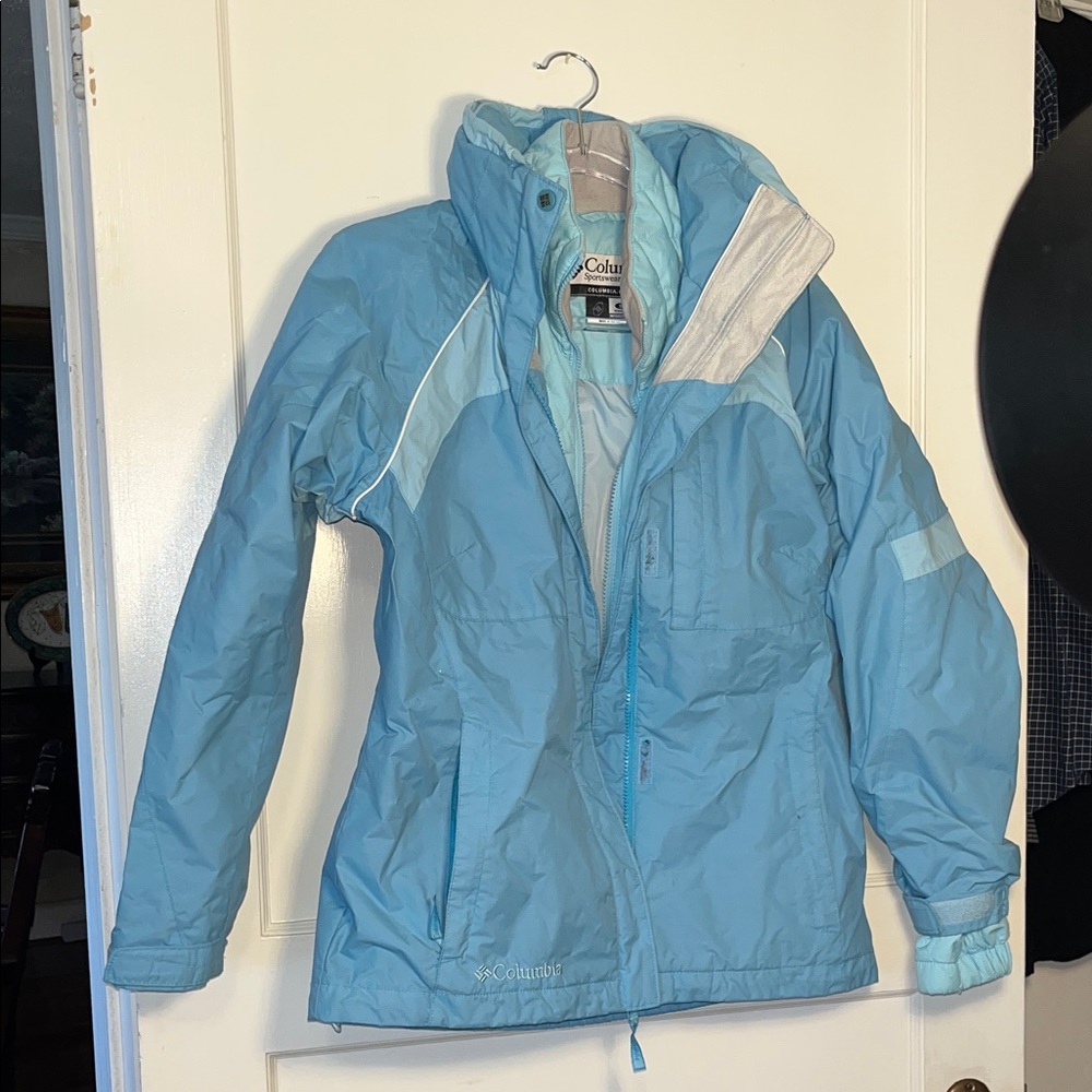 Columbia Womens Light Blue Ski Jacket with Quilted Separate Liner Jacket